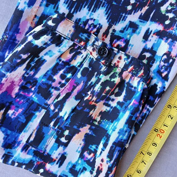 NYDJ Multicolor Pintuck Henley Blouse S pleated back hidden buttons 3/4 sleeves - Picture 4 of 12